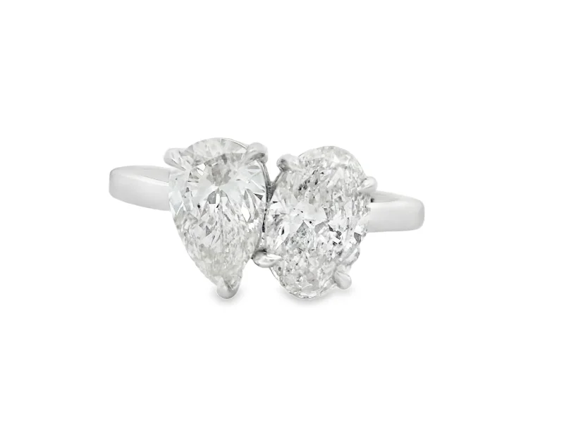 Flash Sale On Elegant Jewelry – Don't Miss Out 18K Moi Toi Diamond Ring - 2.20ctw Natural