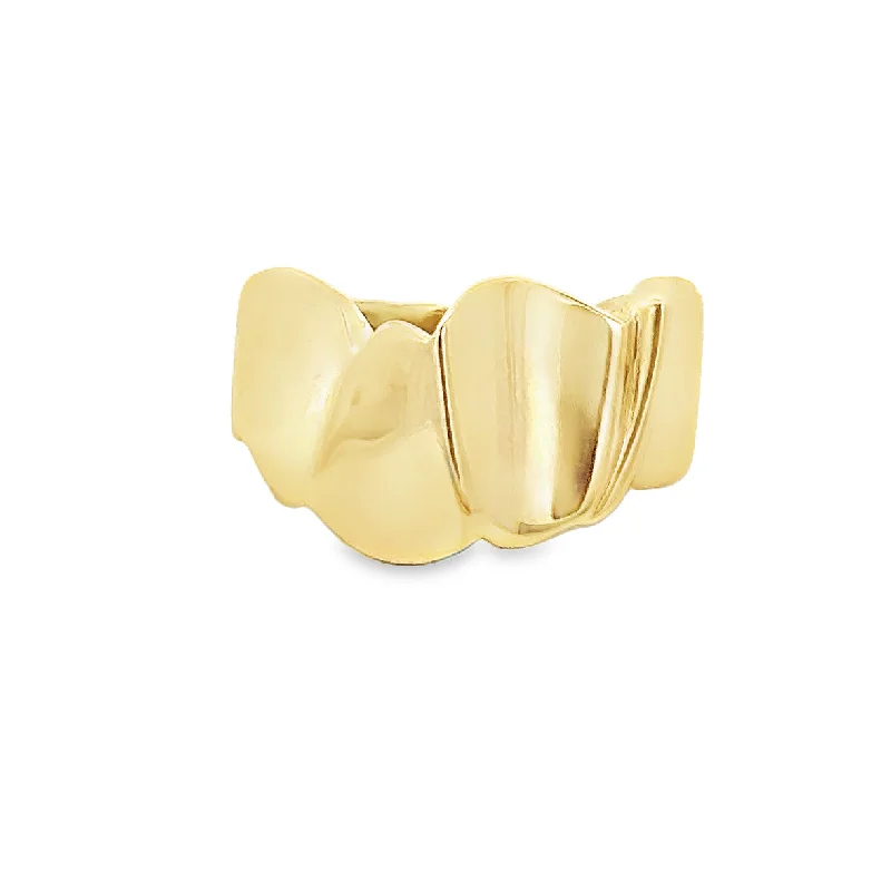 Jewelry Deals That Outshine The Rest Textured Fashion Band in Yellow Gold