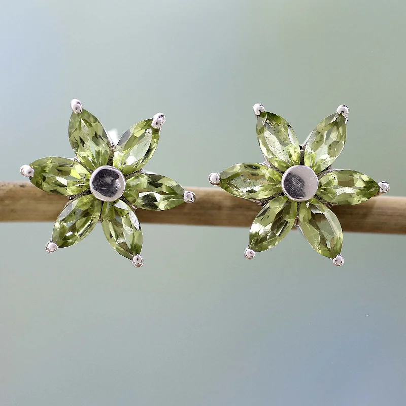 Bestselling Jewelry At Special Promotional Rates Summer Blossom Women's Floral Sterling Silver Button Peridot Earrings