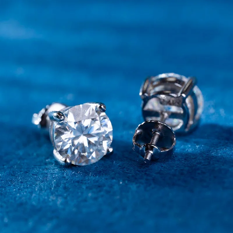 Discounted Jewelry For A Glamorous Look 5MM Round Moissanite Stud Earrings