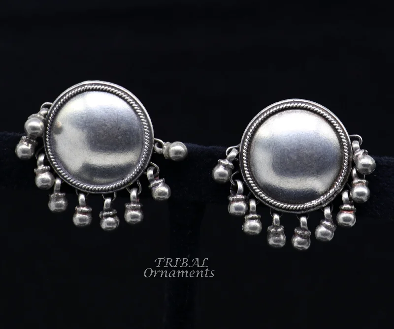 Fashion-Forward Jewelry At Incredible Prices Vintage design 925 sterling silver plain style handmade round design fabulous Stud earrings tribal jewelry from Rajasthan india  s1048