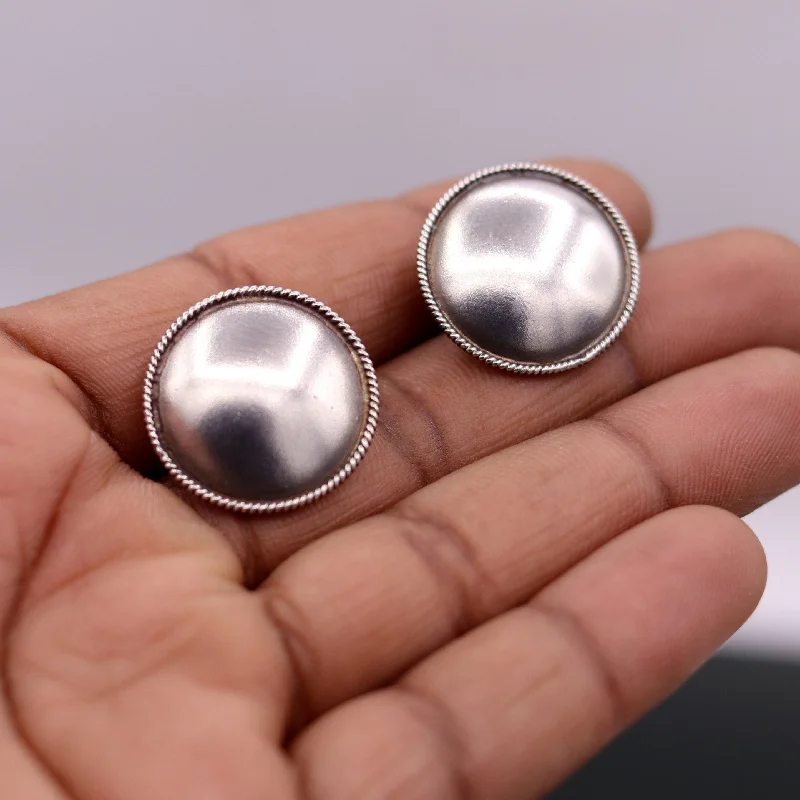 Exclusive Jewelry Sale – Sparkle For Less Vintage design 925 sterling silver plain style handmade round design fabulous Stud earrings tribal jewelry from Rajasthan india  s523