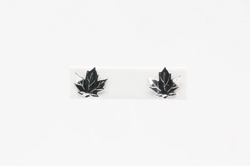 Huge Markdowns On Premium Jewelry Styles White Gold Maple Leaf Stud Earrings