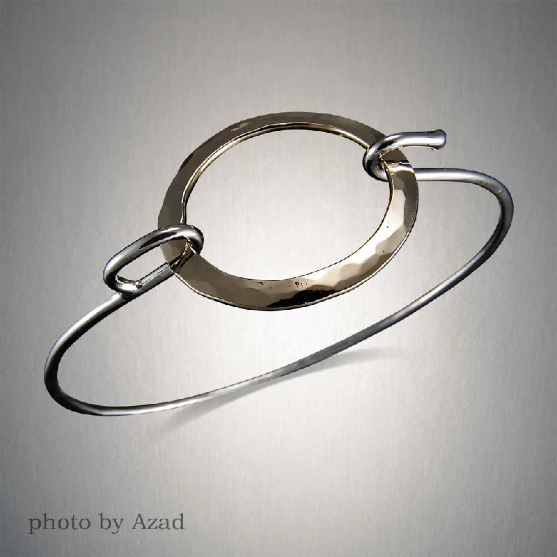 Don't Miss Out – Shop Elegant Jewelry For Less 8750 - Circle Connect Cuff